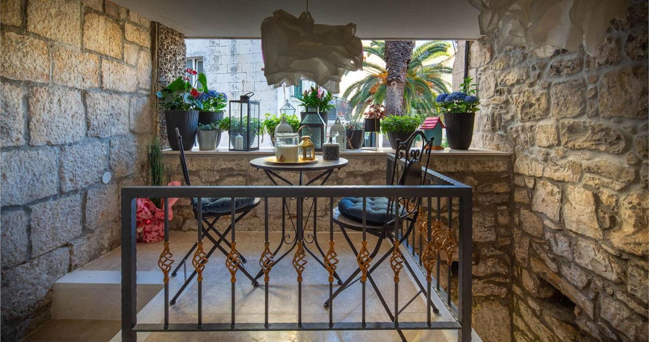 Hrpina Heritage House Makarska Exterior foto